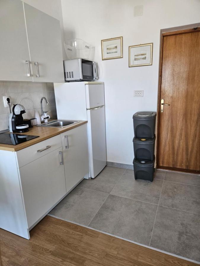 Studio Apartment Pegy Вир Екстер'єр фото